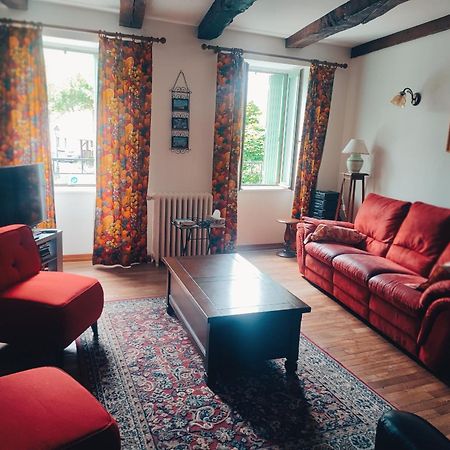 Maison Lafayette Saint-Geniez-dʼOlt Dış mekan fotoğraf